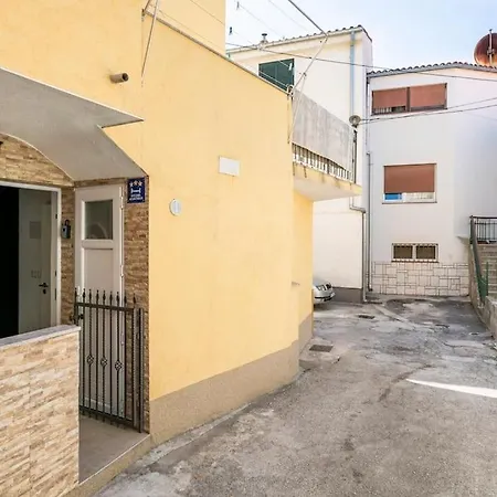 Studio Grgic Apartamento Šibenik